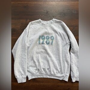 Taylor Swift Gray Crewneck Sweater with 1989 Design
